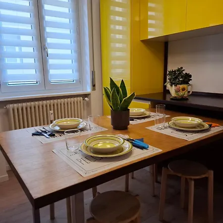 Lägenhet Casa Andrea Como